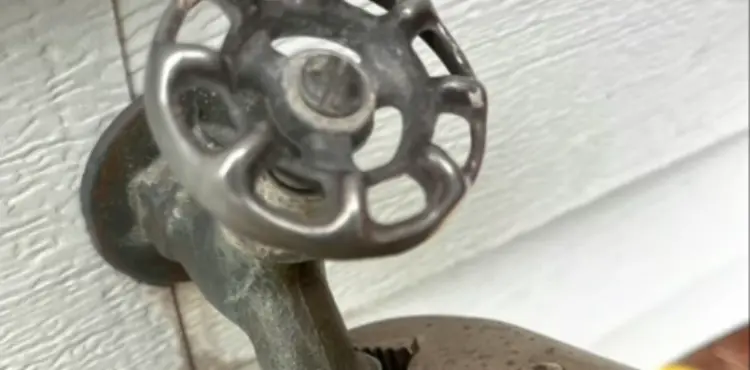 how to get a stuck hose off an outdoor faucet