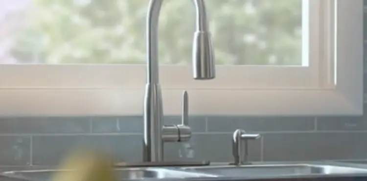 best kitchen faucet with pull down sprayer and soap dispenser