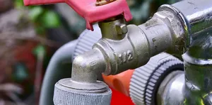 best outdoor faucet extender